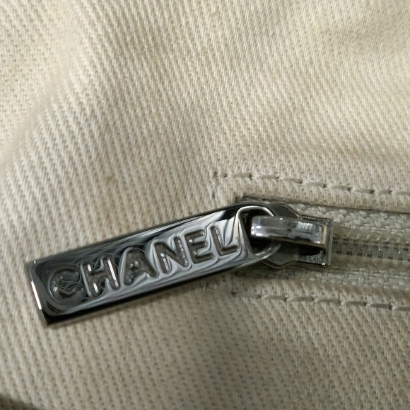 Chanel Black Double Stitched Quilted Leather Chain Bag - Picture 14 of 16